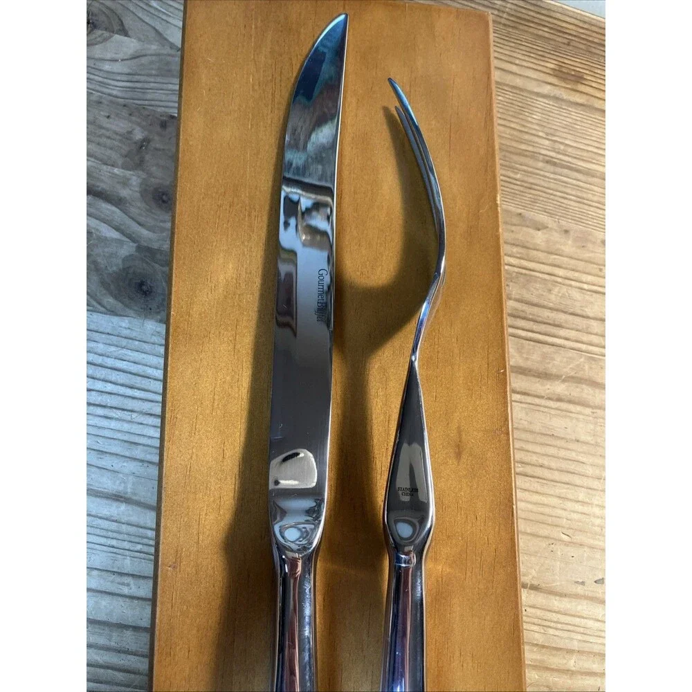 Gourmet Buffet 2 Piece Fork Knife Stainless Steel Carving Set In Walnut Wood Box